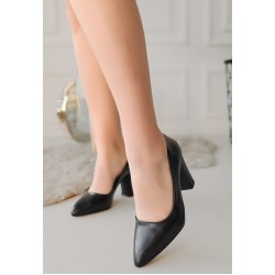 Giort Siyah Cilt Topuklu Ayakkabı