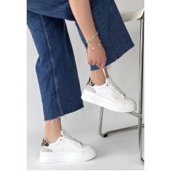 Jetan Beyaz Rugan Bağcıklı Spor Ayakkabı