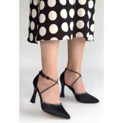 Kanji Siyah Saten Topuklu Ayakkabı