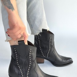 Matin Siyah Cilt Topuklu Bot