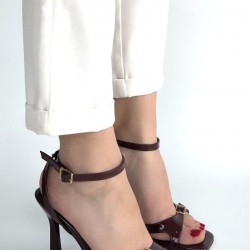 Mirge Bordo Rugan Topuklu Bilekten Kemerli Ayakkabı