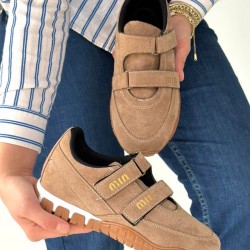 Tunga Bej Süet Cırt Cırtlı Spor Ayakkabı