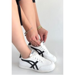 Zlay Beyaz Cilt Siyah Detaylı Bağcıklı Spor Ayakkabı