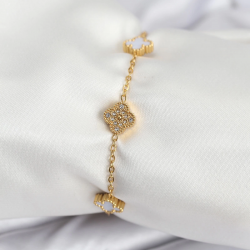 Mey İthalat® 316L Çelik Gold Renk Beyaz ve Zirkon Taşlı Baby Boy Yonca Kadın Bileklik