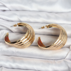 Mey İthalat® 316L Çelik Gold Renk Yarım Halka Model Kadın Küpe