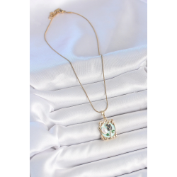 Mey İthalat® 316L Çelik Gold Renk Zincir Mavi Mineli Çiçek İşlemeli İnci Detay Portre Model Kadın Kolye