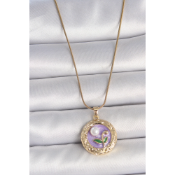 Mey İthalat® 316L Çelik Gold Renk Zincir Mor Çiçek İşlemeli İnci Detay Potre Model Kadın Kolye