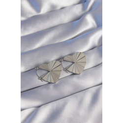 Mey İthalat® 316L Çelik Gümüş Renk Çizgili Plaka Tasarımlı Kalp Küpe