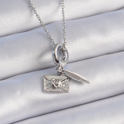 Mey İthalat® 316L Çelik Gümüş Renk Kalp Detay Mektup Figür Charm Model Kadın Kolye