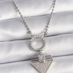 Mey İthalat® 316L Çelik Gümüş Renk Topçuk Zincir Zirkon Taşlı Üçgen Model Kadın Kolye