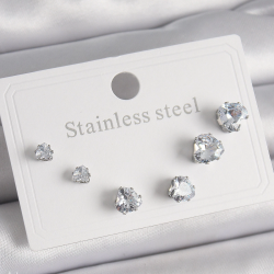 Mey İthalat® 316L Çelik Gümüş Renk Zirkon Taşlı Kalp Model Kadın Küpe Seti