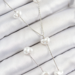 Mey İthalat® Pirinç İncili Kalp Figürlü Y Model Gümüş Renk Kadın Kolye