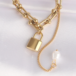 Mey İthalat® 316L Çelik Zincir Altın Renk Zincirli Love Yazılı Kilit Kolye