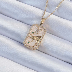 Mey İthalat® 316L Çelik Zincir Altın Renk Zirkon Taşlı Boğa Figürlü Tarot Kolye