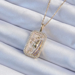 Mey İthalat® 316L Çelik Zincir Altın Renk Zirkon Taşlı Yüz Figürlü Tarot Kolye