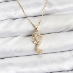 Mey İthalat® 316L Çelik Zincir Gold Renk Deniz Atı Model Zirkon Taşlı Kadın Kolye