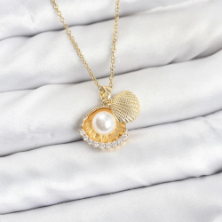 Mey İthalat® 316L Çelik Zincir Gold Renk İncili Deniz Kabuğu Model Zirkon Taşlı Kadın Kolye