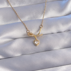 Mey İthalat® 316L Çelik Zincir Gold Renk Zirkon Taşlı Yarım Fiyonk Kalp Kolye