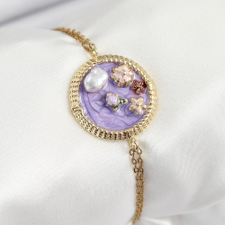 Mey İthalat® 316L Çelik Zincir Mor Mineli Sanatsal Portre İnci Detaylı Çiçek Model Gold Renk Kadın Bileklik