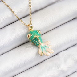 Mey İthalat® 316L Çelik Zincir Yeşil Balık Model Gold Renk Kadın Kolye