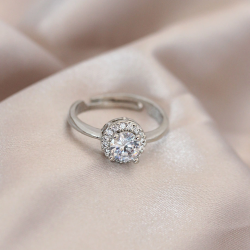 Mey İthalat® Ayarlamalı Gümüş Renk Metal Zirkon ve Kristal Taşlı Oval Model Yüzük