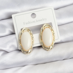 Mey İthalat® Beyaz Badem Model Vintage Kadın Küpe