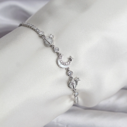 Mey İthalat® Charmlı Model Zirkon Taşlı Gümüş Renk Su Yolu Kadın Bileklik