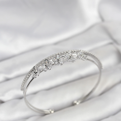 Mey İthalat® Çiçek Model Pirinç Gümüş Renk Kadın Bileklik