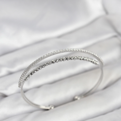 Mey İthalat® Dorika Model Pirinç Gümüş Renk Kadın Bileklik