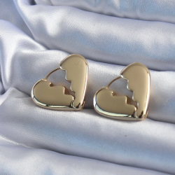 Mey İthalat® Gold Renk Kırık Kalp Model Pirinç Kadın Küpe