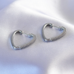 Mey İthalat® Gümüş Renk Zirkon Taşlı Kalp Model Kadın Küpe