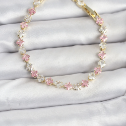 Mey İthalat® Kare Zirkon Taşlı Gold Renk Kadın Bileklik