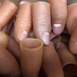 Mey İthalat® Kesik Parmak - Şaka Parmağı - Kesilmiş Parmak Şakası 1 Adet