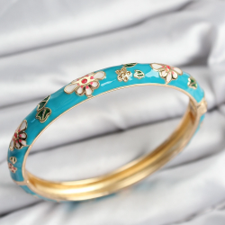 Mey İthalat® Mineli Pirinç Mavi Çiçek Motifli Gold Kadın Kelepçe