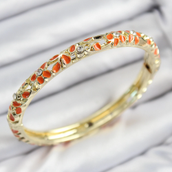 Mey İthalat® Mineli Pirinç Zirkon Taşlı Turuncu Çiçek Motifli Gold Kadın Kelepçe