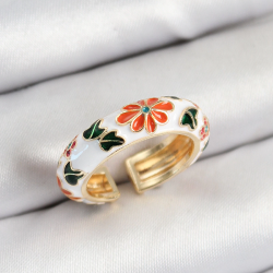 Mey İthalat® Pirinç Beyaz Mineli Çiçek Motifli Gold Renk Ayarlanabilir Kadın Yüzük