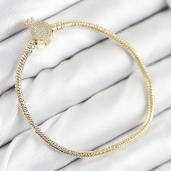 Mey İthalat® Pirinç Charm Zirkon Taşlı Taç Model Gold Renk Kadın Bileklik