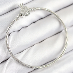 Mey İthalat® Pirinç Charm Zirkon Taşlı Taç Model Gümüş Renk Kadın Bileklik