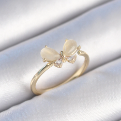 Mey İthalat® Pirinç Gold Renk Beyaz Mineli Zirkon Taşlı Kelebek Model Kadın Yüzük