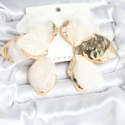 Mey İthalat® Pirinç Gold Renk Beyaz Tüllü Lotus Kadın Küpe