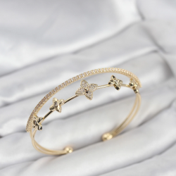 Mey İthalat® Pirinç Gold Renk Çiçek Model Kadın Bileklik