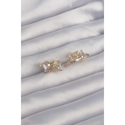 Mey İthalat® Pirinç Gold Renk İri Zirkon Taşlı Kıvrımlı Minimal Kelebekli Halka Küpe