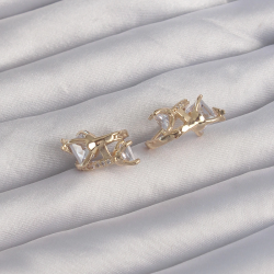 Mey İthalat® Pirinç Gold Renk İri Zirkon Taşlı Kıvrımlı Minimal Kelebekli Halka Küpe