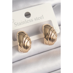 Mey İthalat® Pirinç Gold Renk İşleme Detaylı Yarım Halka Model Kadın Küpe