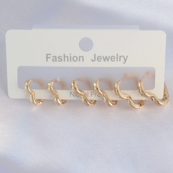 Mey İthalat® Pirinç Gold Renk Kalp Model Küpe Seti