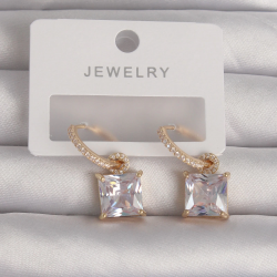 Mey İthalat® Pirinç Gold Renk Kare Zirkon Taşlı Halka Küpe