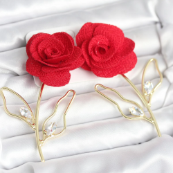 Mey İthalat® Pirinç Gold Renk Kırmızı Gül Model Kadın Küpe