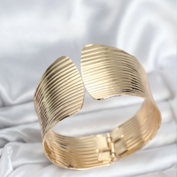 Mey İthalat® Pirinç Gold Renk Levha Model Kadın Bileklik