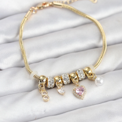 Mey İthalat® Pirinç Gold Renk Pembe Kalp Charmlı Kadın Bileklik