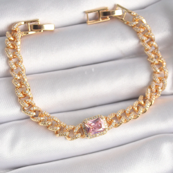 Mey İthalat® Pirinç Gold Renk Pembe Kare Zirkon Taşlı VIP Seri Kadın Bileklik